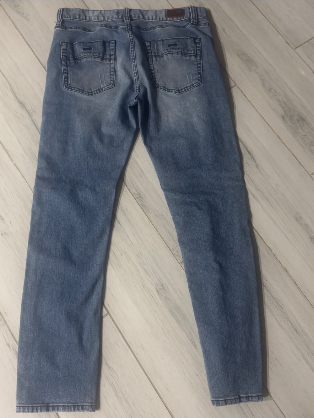 RSQ Seattle Skinny Tapered Distressed Jeans 34x32 - Picture 2 of 6